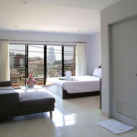 Green Mango Guesthouse Patong Экстерьер фото
