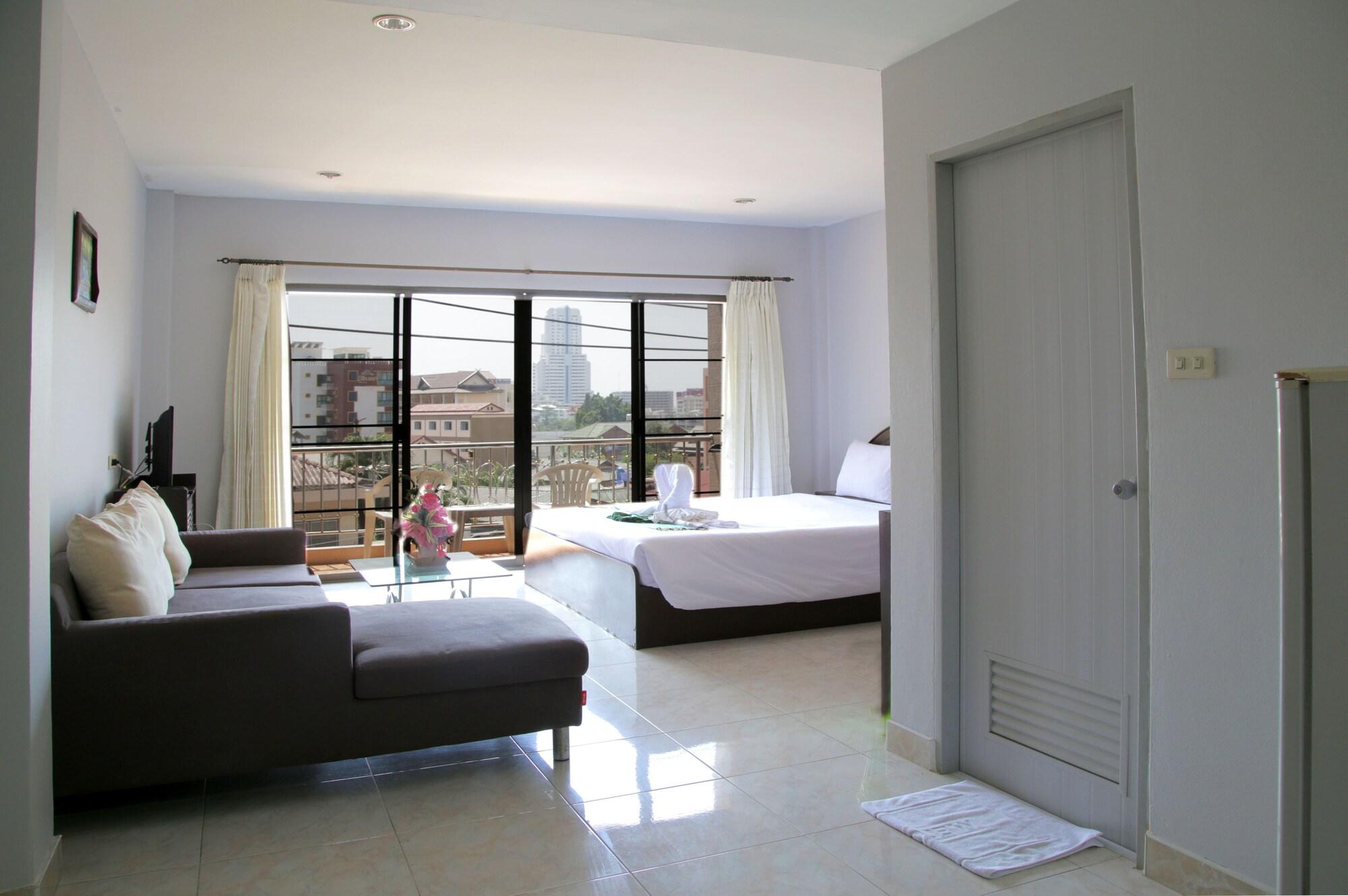 Green Mango Guesthouse Patong Экстерьер фото