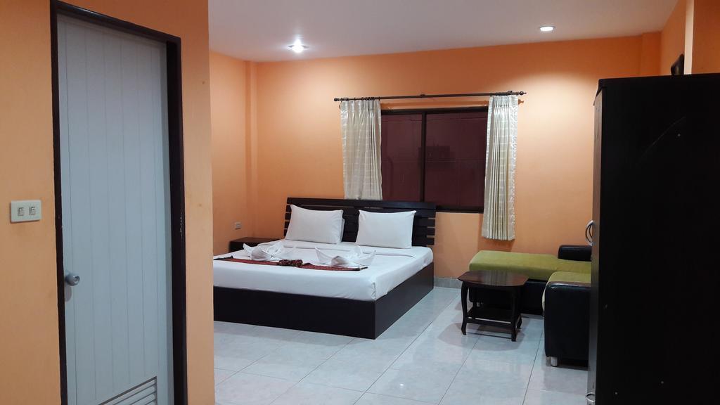 Green Mango Guesthouse Patong Экстерьер фото