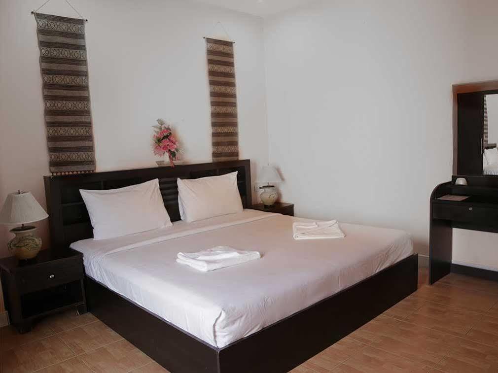 Green Mango Guesthouse Patong Экстерьер фото
